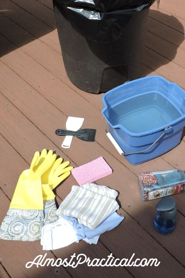 Supplies that you need to clean a grill.